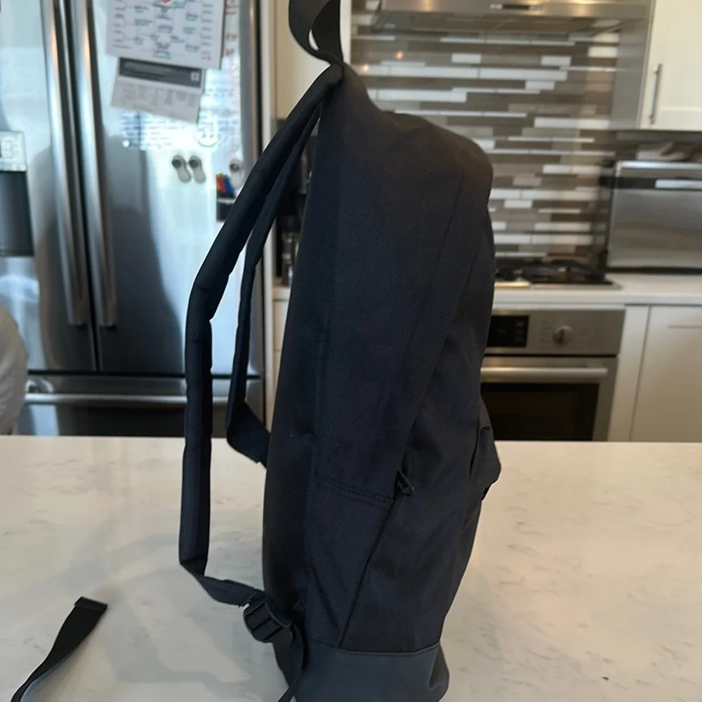 SNIPES Black Backpack - Picture 3 of 9